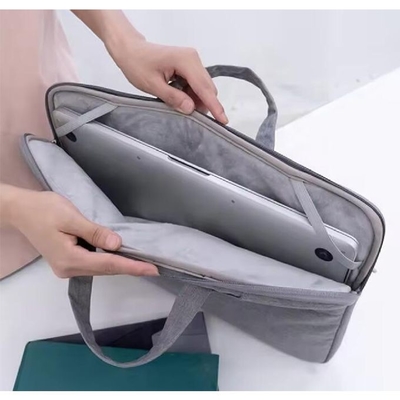 15.6 Inch Messenger Business Laptop Bag For Unisex